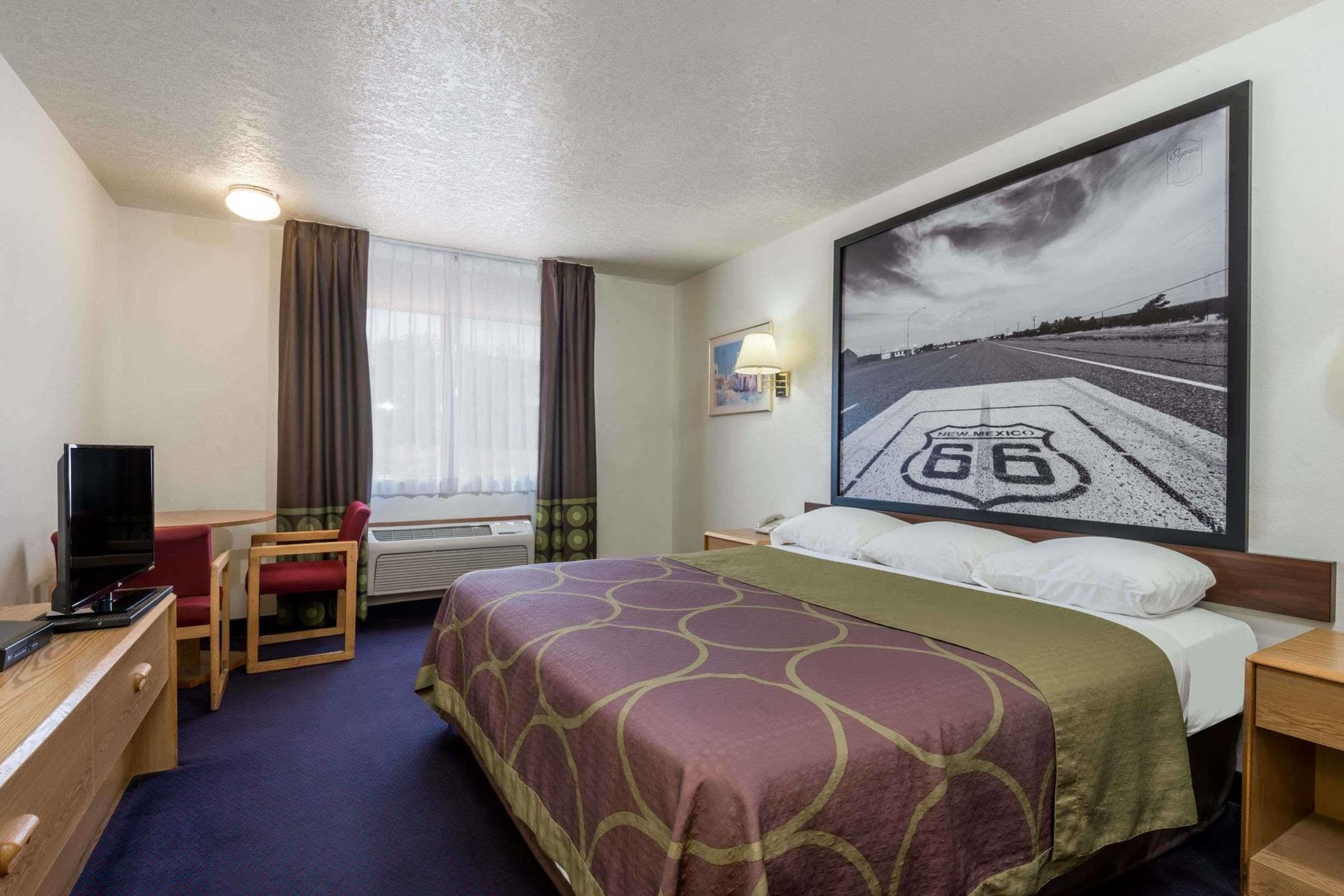 Super 8 By Wyndham Bernalillo Otel Dış mekan fotoğraf